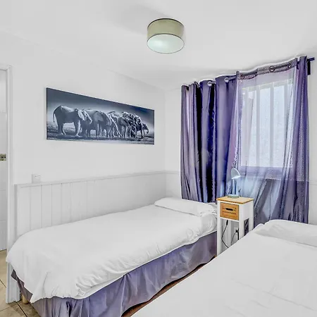 Con Piscina Privada San Bartolomé