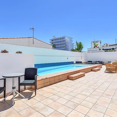 Con Piscina Privada * San Bartolomé