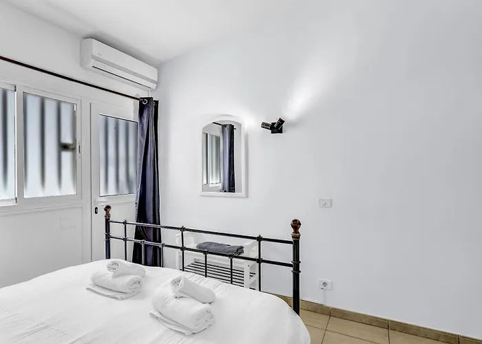 Con Piscina Privada בית נופש