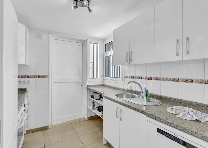 Con Piscina Privada בית נופש San Bartolomé