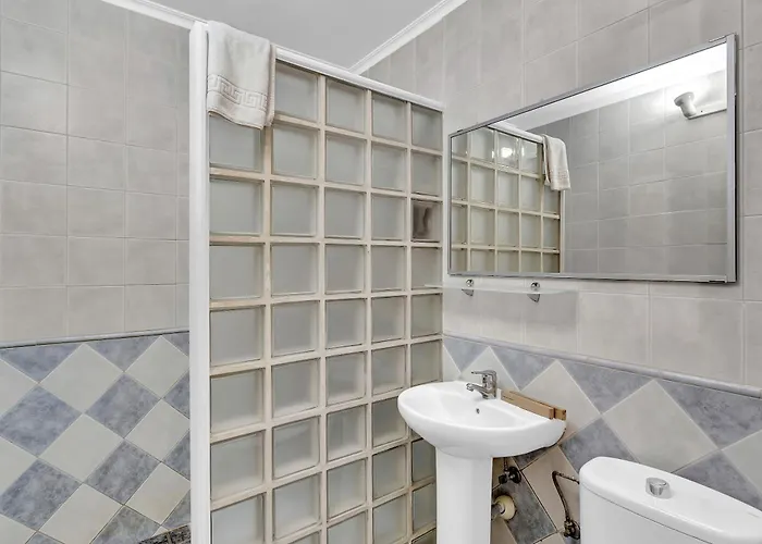 Con Piscina Privada San Bartolomé